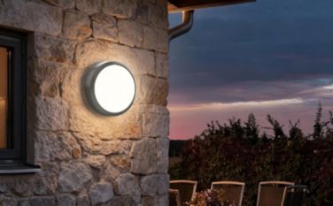 Izindlela Zokufaka I-Bulkhead Light: I-Wall, Ceiling, Conduit, kanye Nezinket...